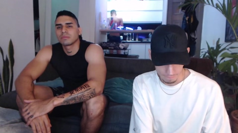 fratguysonline  26-07-2022